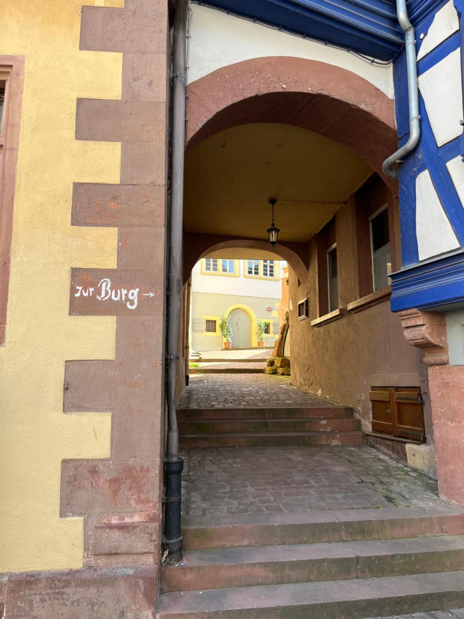 La Flamme Wertheim Garni Bed and Breakfast Eksteriør billede