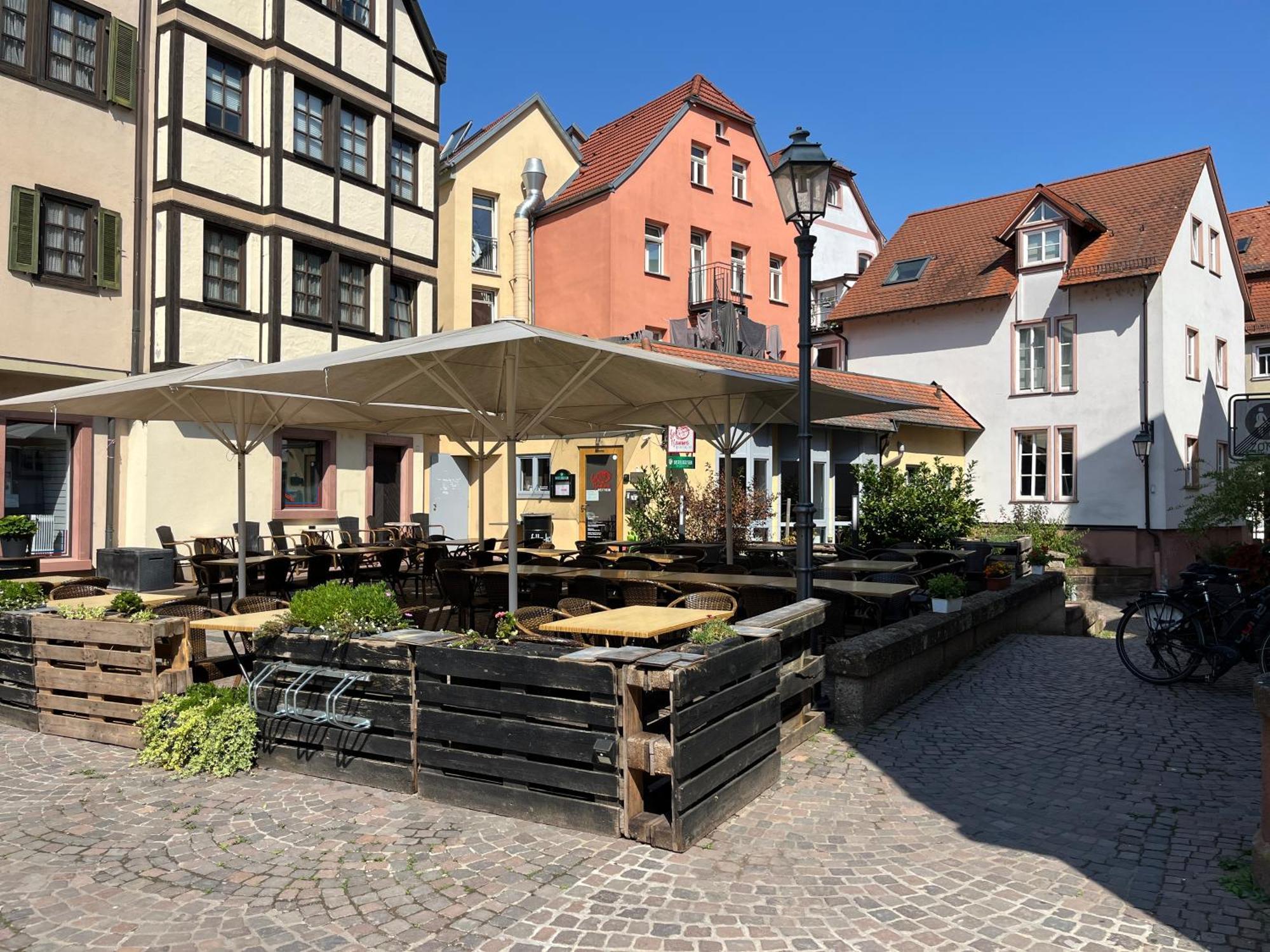 La Flamme Wertheim Garni Bed and Breakfast Eksteriør billede